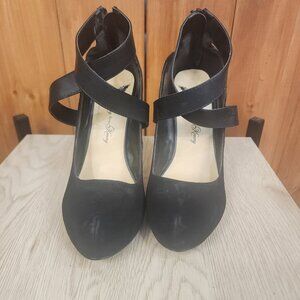 Penny Loves Kenny Black Cross-Strap Platform Heels